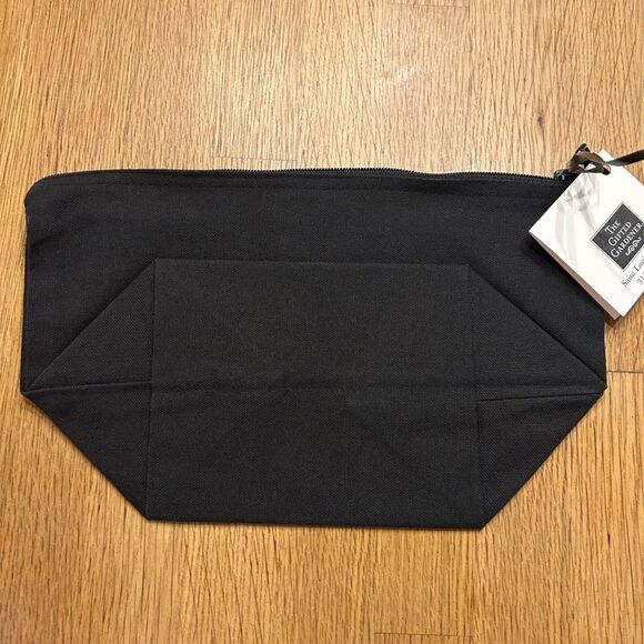 The Gifted Gardener STL Boutique New Black Make Up Bag - Picture 2 of 8